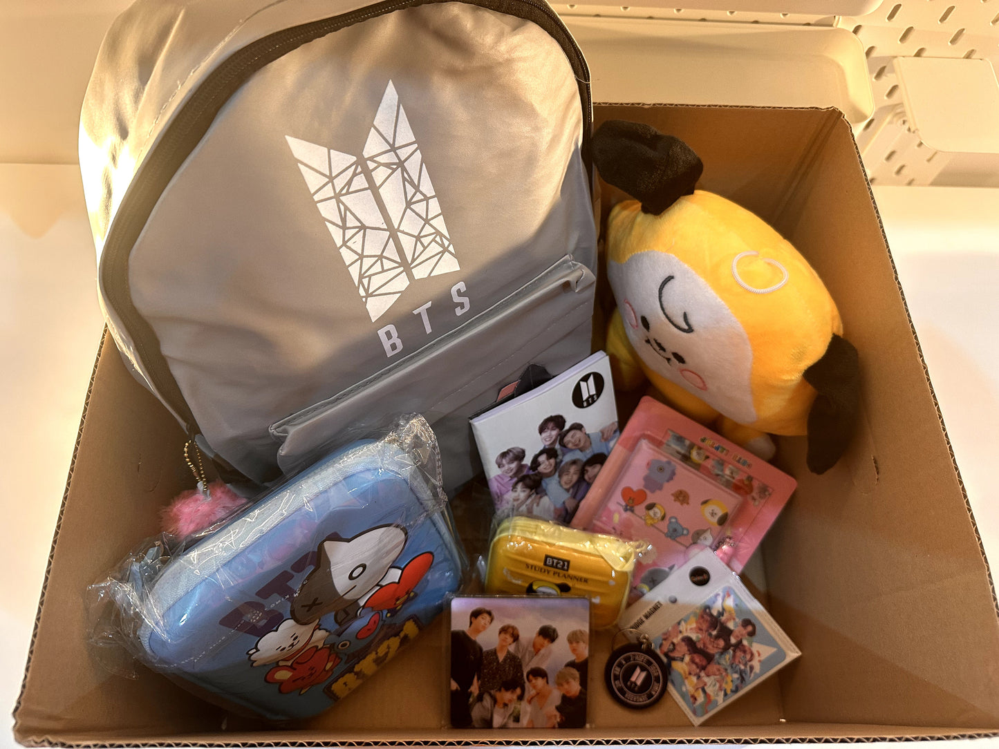 BTS Fan Gift Box: K-pop Collector’s Set